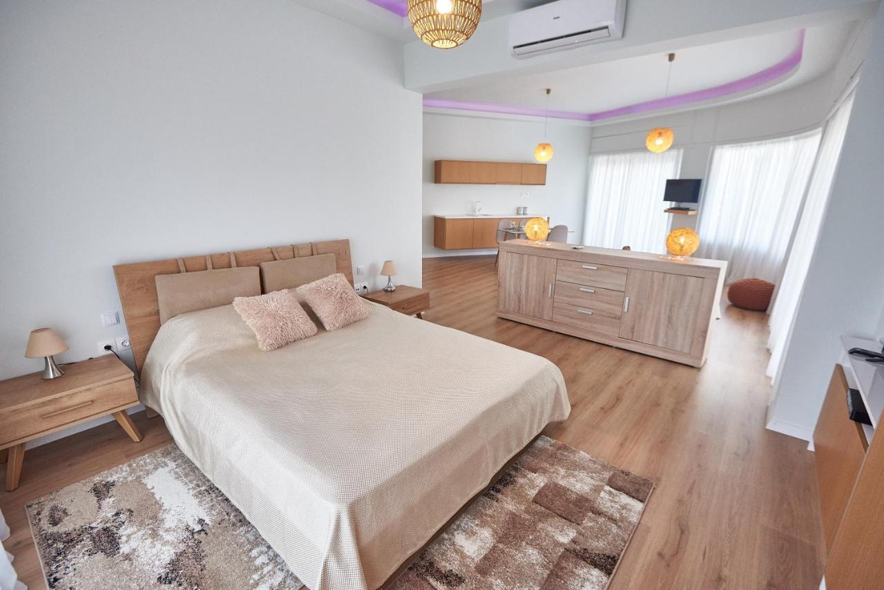 The El Greco Spirit Meets The Athenian Luxury Apt1 Atenas Exterior foto